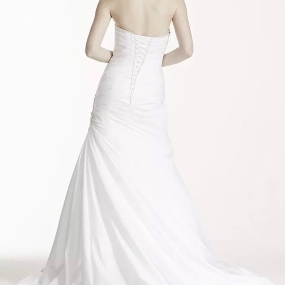 Brand new David’s bridal wedding dress - Picture 6 of 7